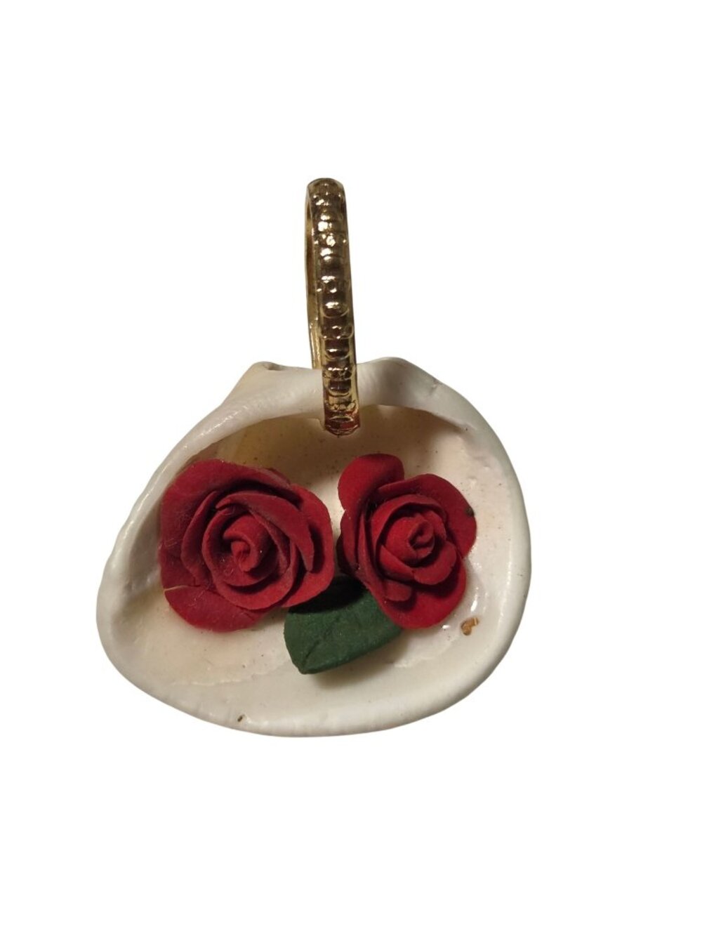 Seashell Pendant Red Rose Accents Gold Tone Loop Grannycore Coquette Jewelry